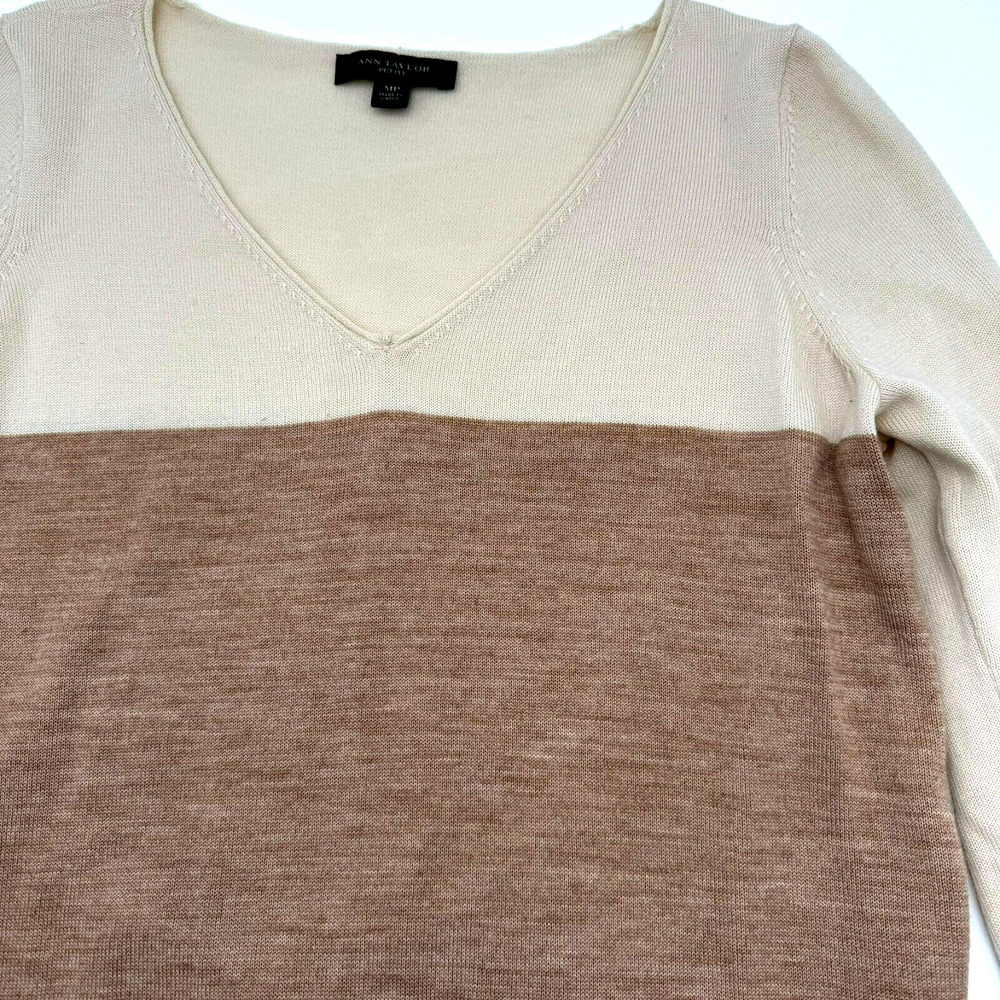 Ann Taylor Medium Petite Merino Wool Pullover Sweater Color block Cream Tan